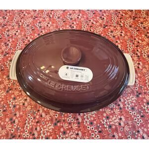 Le Creuset Stoneware Oval Baking Dish in Fig 27 cm/1.7L